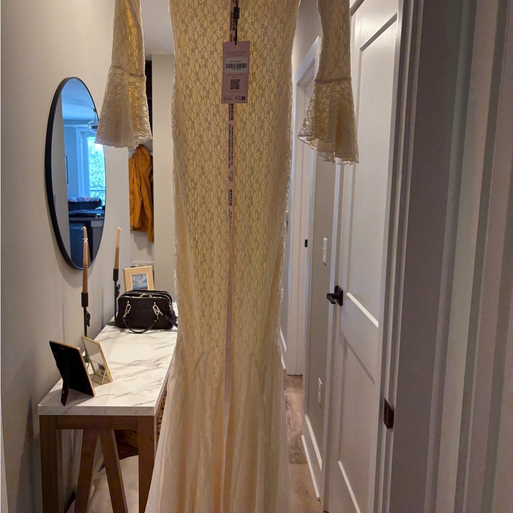 Oh Polly Cream Lace Dress - Picture 5 of 5